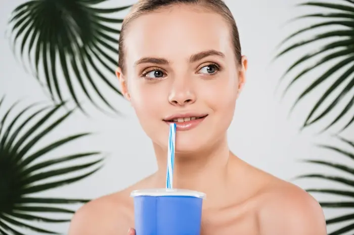 Dampak Penggunaan Sedotan terhadap Kesehatan Kulit