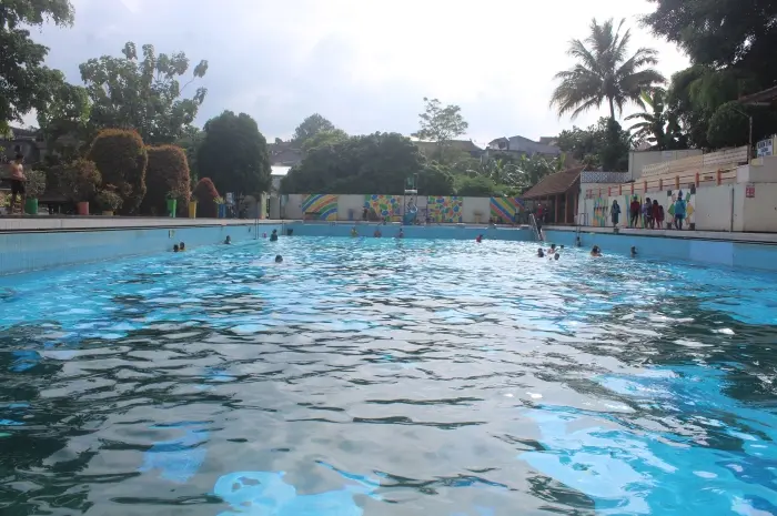 Kolam Renang Kalitaman