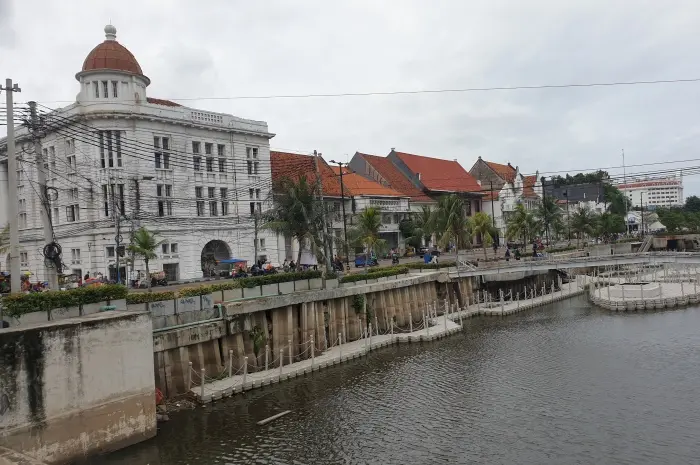 Jam Operasional dan Harga Tiket