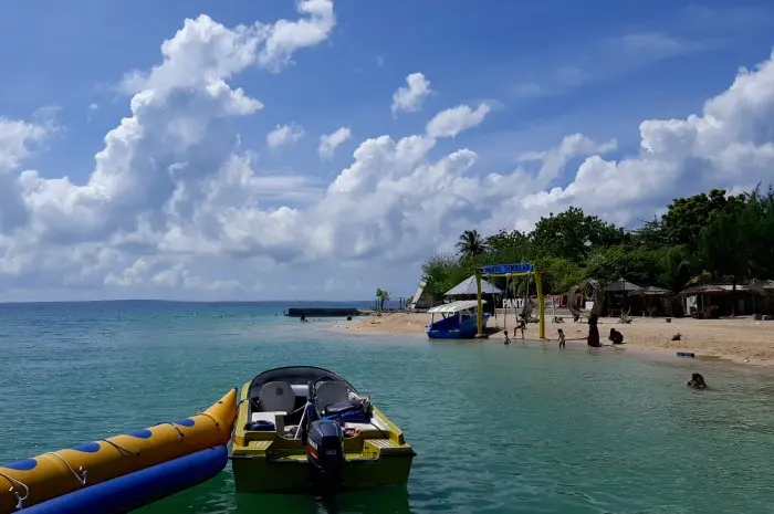 Pantai Sembilan Gili Genting